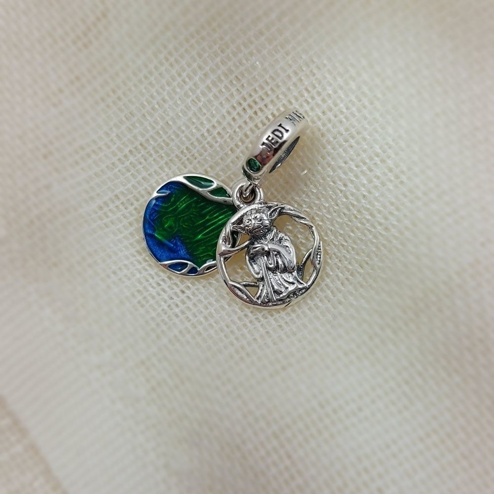 925 Silver Yoda Jedi Master Dangle Charm - Picture 2 of 7